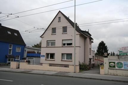 Helle sanierte 5 Zi-Wohnung 113 qm + 20 qm Terrasse + Kfz Platz - Solingen Mitte