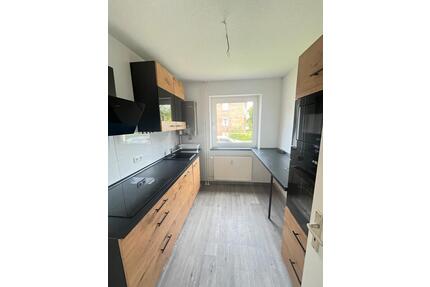 2,5-Zimmer-Wohnung (57qm) mit Einbauküche frei! - Rendsburg