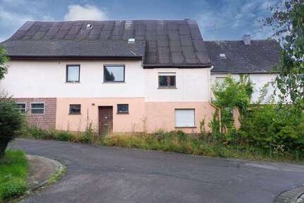 Haus zum Kaufen in Dommershausen 75.000,00 € 166.62 m²
