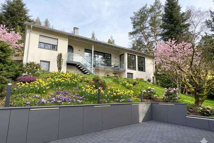 Grundstück zu verkaufen in Baden-Baden 1.450.000,00 € 1429 m²