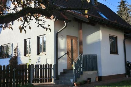 Charmante Wohnung - 730,00&nbsp;EUR Kaltmiete, ca.&nbsp; 50,00&nbsp;m&sup2; in Kaufering (PLZ: 86916)