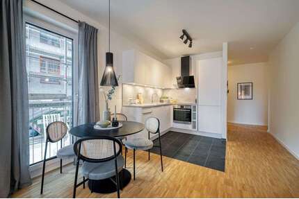 Wohnung zum Mieten in Hamburg 1.975,00 € 85.83 m²