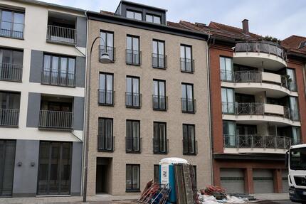 Exklusive 2-Zimmer-Neubauwohnung mit Fußbodenheizung & Domblick – modernes Wohnen im Herzen von Köln