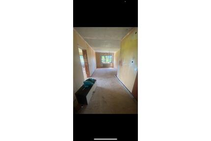 4-Zimmer-Obergeschosswohnung im Rohbauzustand - Roggenburg