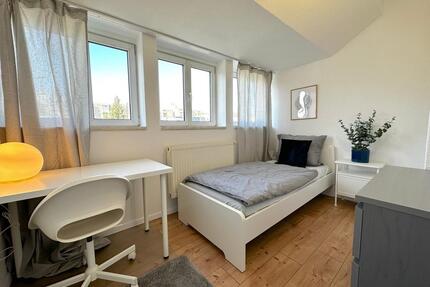 Zimmer frei in unserer modernen 3er-WG in Frankfurt – Engelsruhe 30 - Frankfurt am Main Unterliederbach
