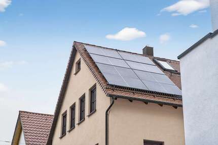 Freistehendes 3-Familienhaus in Stuttgart-Zuffenhausen