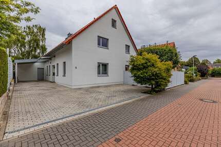 Haus zum Kaufen in Pattensen 845.000,00 € 250 m²