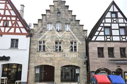 Einzelhandel in Lauf 1.580,00 € 131 m²