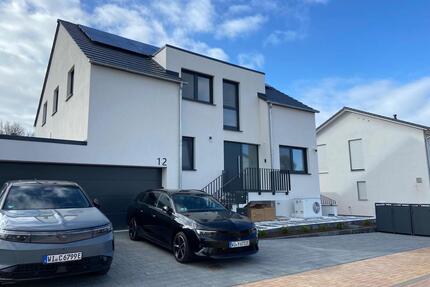 Helle Souterrainwohnung Neubau Erstbezug Wärmepumpe Fußbodenheizung - Mommenheim