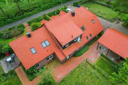 Haus zum Kaufen in Friedeburg 590.000,00 € 339 m²