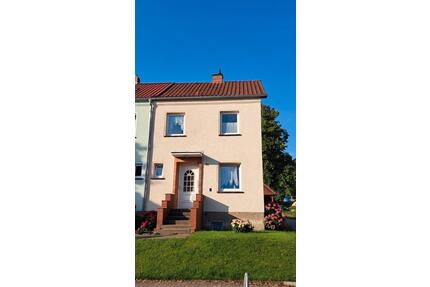 Reihenendhaus mit Terrasse und großem Carport in Wismar-Süd - Bad Kleinen