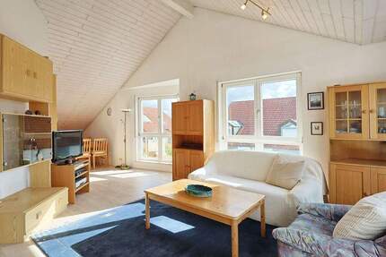 Helle Wohnung mit hohen Decken und einer tollen Aufteilung - Böblingen-Dagersheim