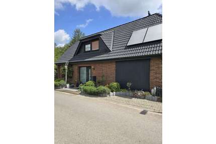 Haus zum Kaufen in Uslar 299.000,00 € 185 m²