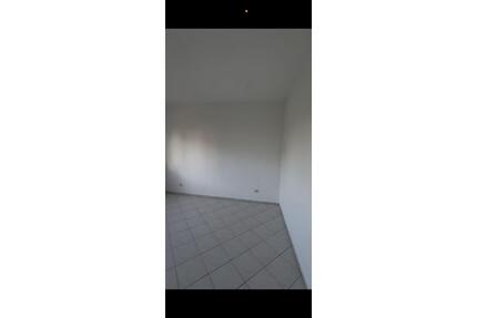 65m² Wohnung in Neureut - 965,00&nbsp;EUR Kaltmiete, ca.&nbsp; 65,00&nbsp;m&sup2; in Karlsruhe (PLZ: 76149) Neureut