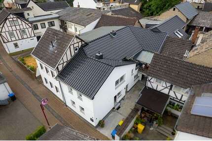 Haus zum Kaufen in Bad Breisig 229.000,00 € 130 m²