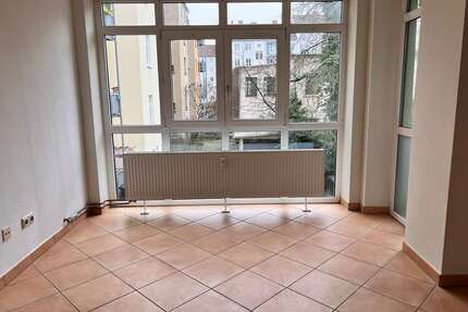 Wohnung zum Mieten in Plauen 395,00 € 68.56 m²
