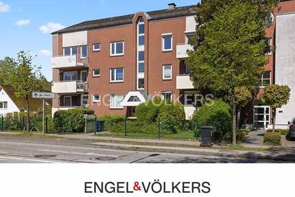 Lichtdurchflutete 2-Zimmer-Wohnung mit Sonnenbalkon und Tiefgarage - Ahrensburg
