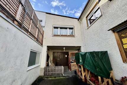 Haus zum Kaufen in Nierstein 189.000,00 € 114 m²