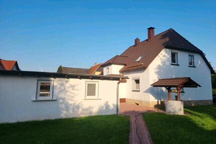 Saniertes Einfamilienhaus ab sofort - Waldeck