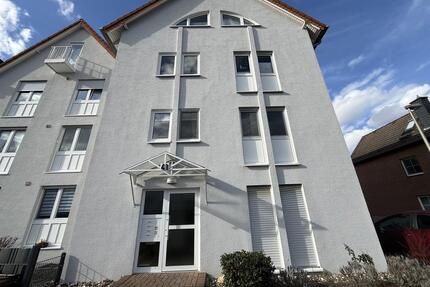 Kernsanierte 82 m² Erdgeschosswohnung mit Garten, Garage & Stellplatz in Dormagen