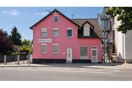 Provisionsfrei* A+ Altbau am Marktplatz: Wohn-Geschäftshaus mit Wärmepumpe — provisionsfrei - Birkenfeld