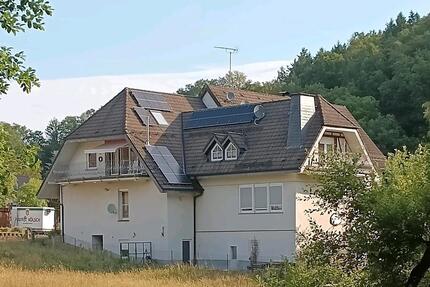 Provisionsfreies Zweifamilienhaus mit Balkon und großem Garten! - Reichshof
