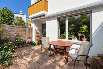 Einziehen und wohlfühlen: Modernisiertes Reihenhaus in Buckow - Berlin