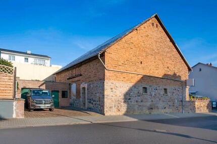 SCHEUNE ZU VERKAUFEN MIT BAUGENEHMIGUNG - Bad Nauheim