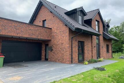 Neuwertiges Einfamilienhaus direkt am eigenen Seegrundstück - Hamburg Allermöhe