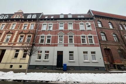 Frisch renovierte 2 - Zimmer Wohnung in Zeitz - 04