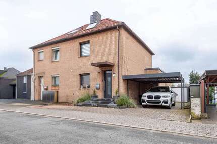 Haus zum Kaufen in Essen Kray 409.000,00 € 111.83 m² - Essen / Kray