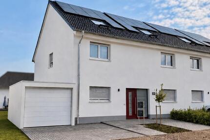 Neubau Reihenhaushälfte zur Miete - Vicus Quartier, Nörvenich