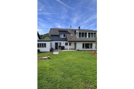 Haus zum Kaufen in Overath 545.000,00 € 259.42 m²