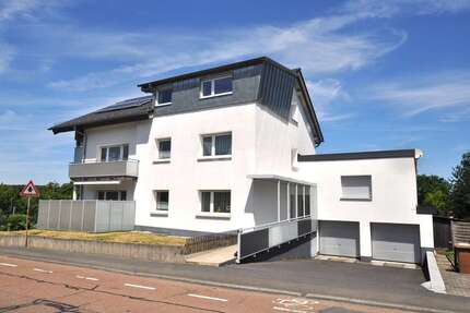 Haus zum Kaufen in Taunusstein Bleidenstadt 898.000,00 € 342 m² - Taunusstein / Bleidenstadt