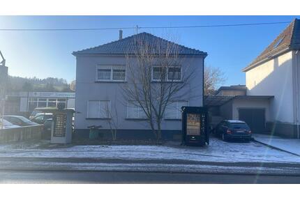 1 bis 2 Familien Haus von privat - Schiffweiler
