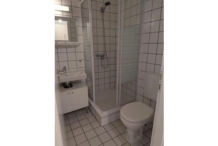 Studentenapartment | frisch renoviert | direkt an der Straßenbahn - Bielefeld Schildesche