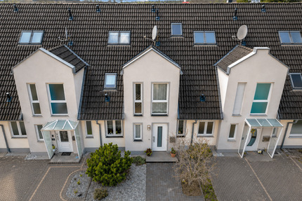 Einziehen & wohlfühlen: Gepflegtes Reihenmittelhaus mit Charme! - Bielefeld Sennestadt