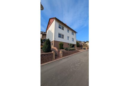 Heringen-OT, 2 Fam.Hs. + Appartement