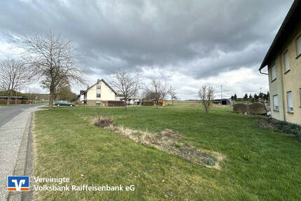 Schön geschnittenes Grundstück in Kludenbach