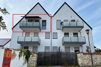 Neuwertige helle 2-Zi. Wgh. mit Süd-Balkon, Stellplätze, 01.09.26 - Pförring