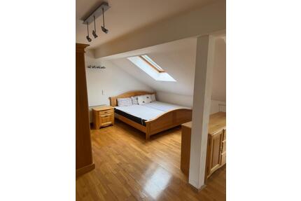 Dachgeschosswohnung zu vermieten – 40 m², hell, modern & möbliert - Bingen am Rhein