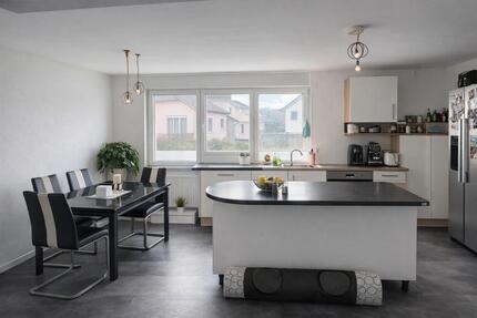 Wohnung zur Miete - 1.500,00&nbsp;EUR Kaltmiete, ca.&nbsp; 115,00&nbsp;m&sup2; in Durmersheim (PLZ: 76448)
