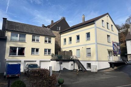 Zwei Häuser, vier Garagen, ohne Makler - Lüdenscheid Brügge