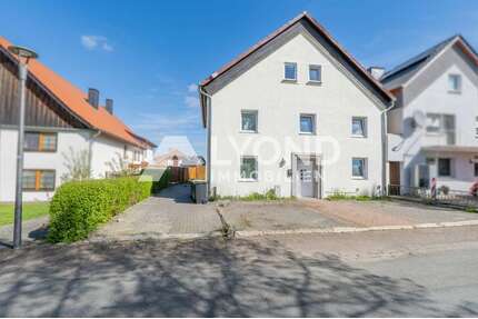 Haus zum Kaufen in Warburg Ossendorf 349.000,00 € 285 m² - Warburg / Ossendorf