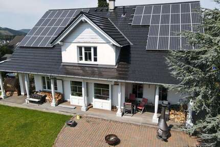 Haus zum Kaufen in Olsberg 598.000,00 € 362 m²