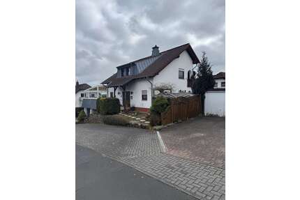 Haus zum Kaufen in Gückingen 600.000,00 € 205 m²