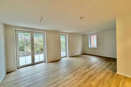 Haus zum Mieten in Elsfleth 1.200,00 € 155.75 m²