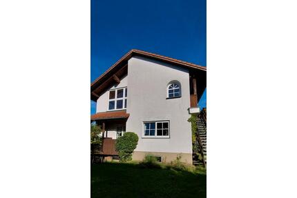 RESERVIERT - Schönes Zweifamilienhaus von privat - Amberg