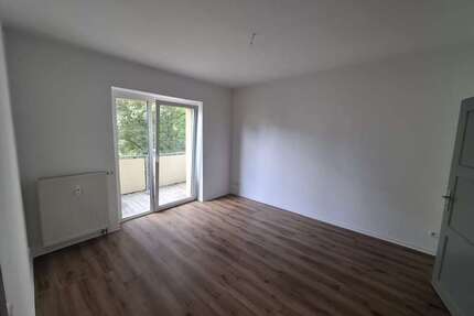 Wohnung zum Mieten in Weißenfels 310,00 € 45.19 m²