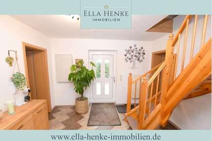 Haus zum Kaufen in Börde-Hakel 299.000,00 € 215 m²